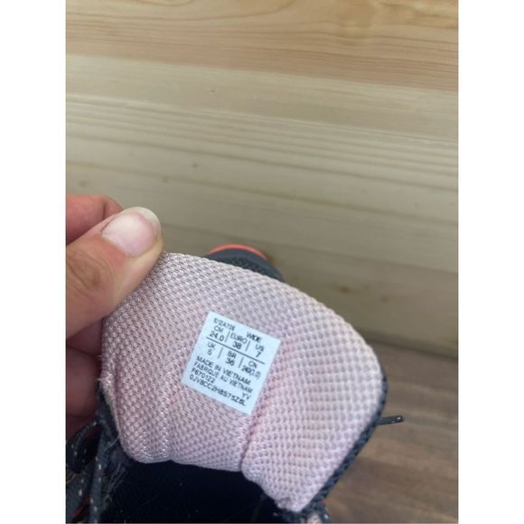 Asics Gel-Venture 8 Women's Trail Running Shoes in Carrier Grey/Ginger Peach Siz - Picture 10 of 11